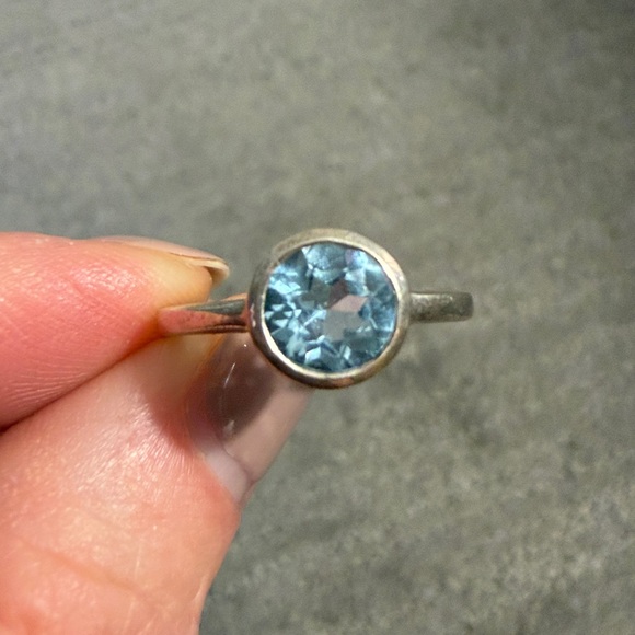 Sterling Silver Genuine Blue Topaz Ring - Picture 3 of 3